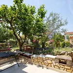 빌라 Flora Relax House, Free Parking 페로이