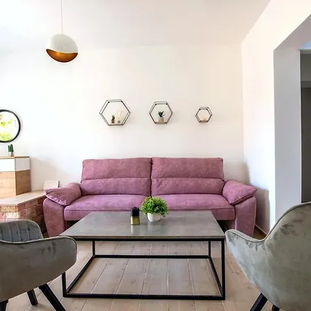 Flora Relax House, Free Parking Вилла