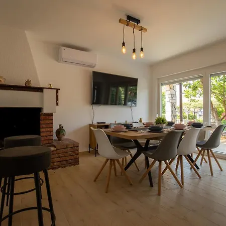 Villa Flora Relax House, Free Parking
