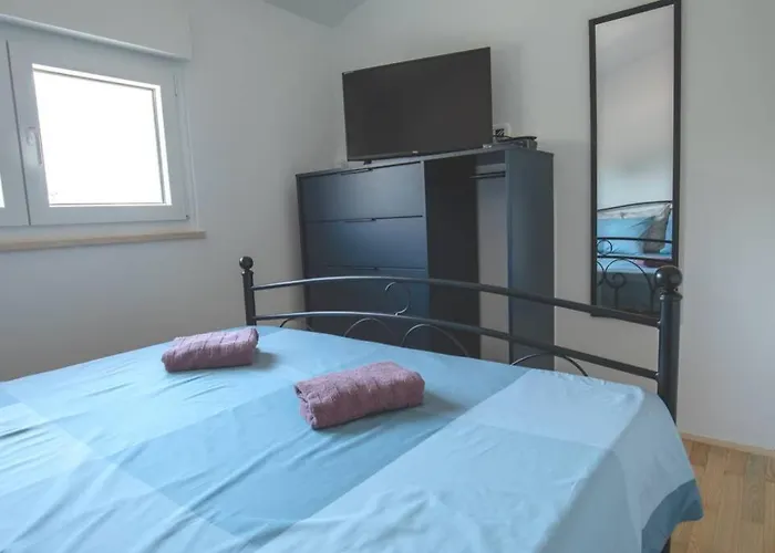 Flora Relax House, Free Parking