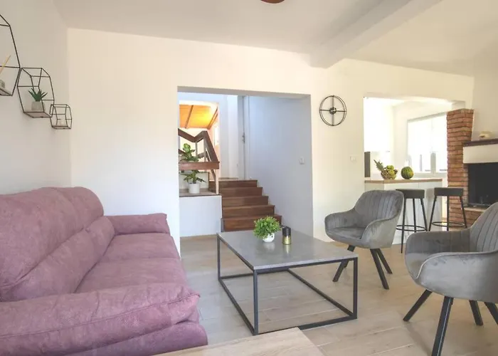 Flora Relax House, Free Parking *