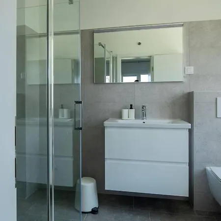 Flora Relax House, Free Parking