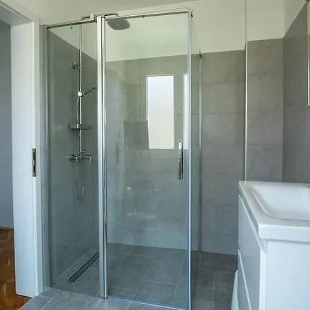 Villa Flora Relax House, Free Parking Peroj