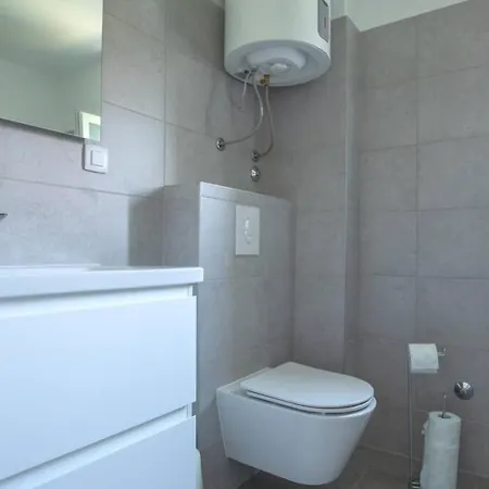 Flora Relax House, Free Parking Villa Peroj