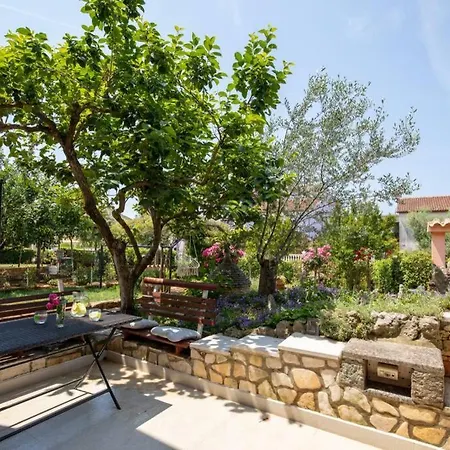 Villa Flora Relax House, Free Parking Peroj