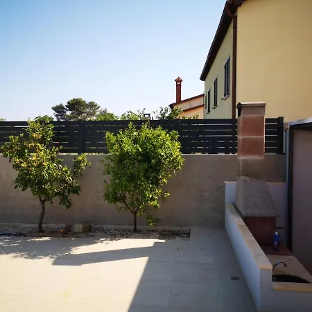 Flora Relax House, Free Parking Vila