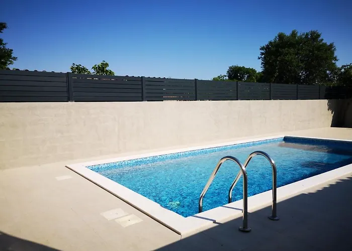 Vila Flora Relax House, Free Parking Peroj