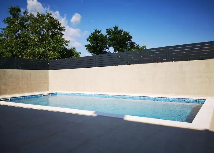 Vila Flora Relax House, Free Parking Peroj